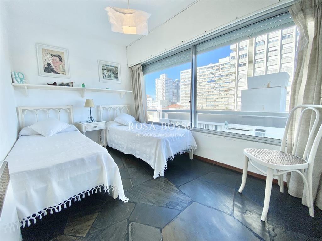 Apartamento Venta 2 dormitorios Península Punta