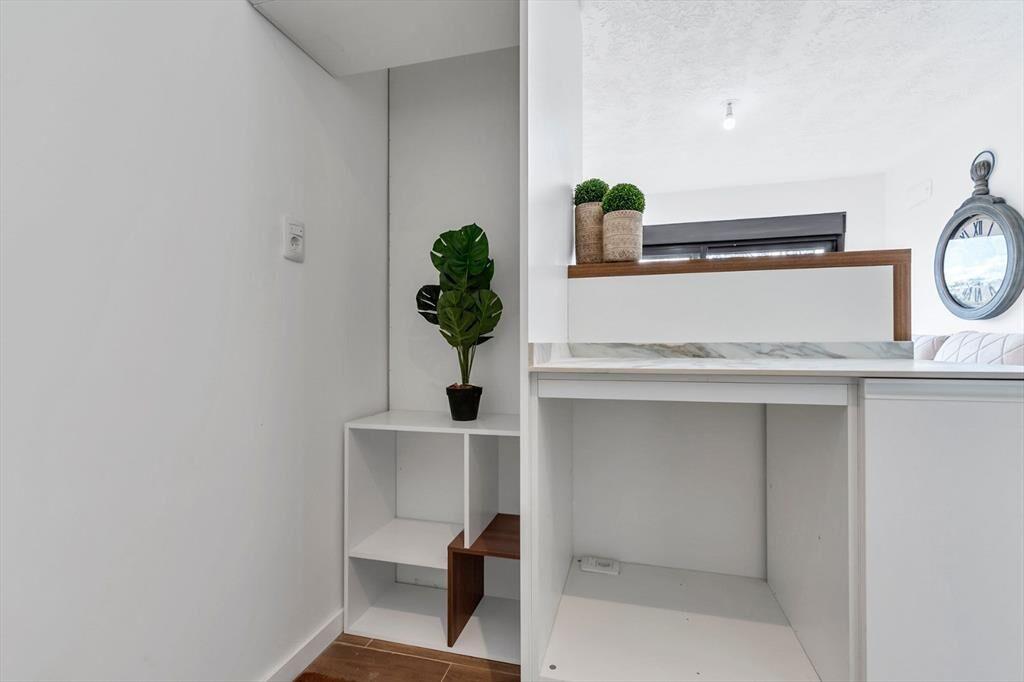 ESTRENE Apartamento en venta de 1 dormitorio con balcón ...