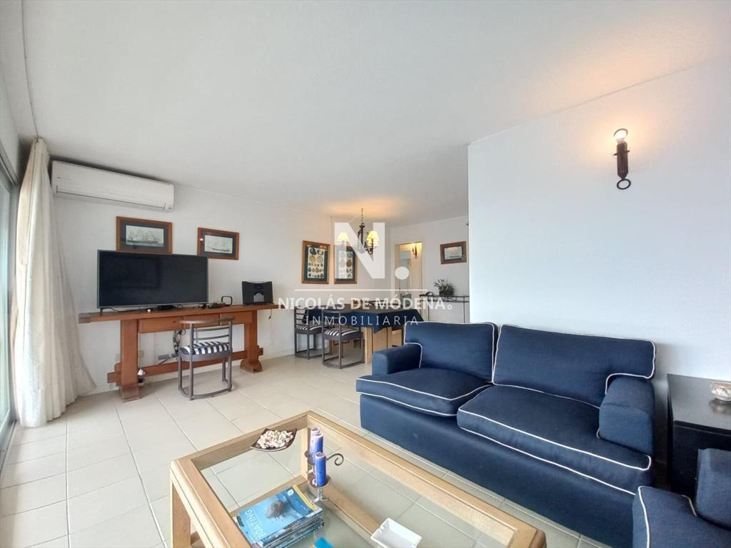 Apartamento en primera linea en alquiler
