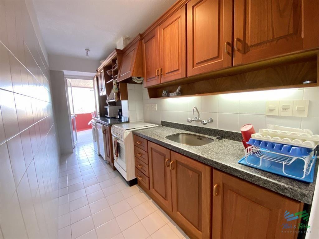 En venta , piso alto , con espectacular vista al