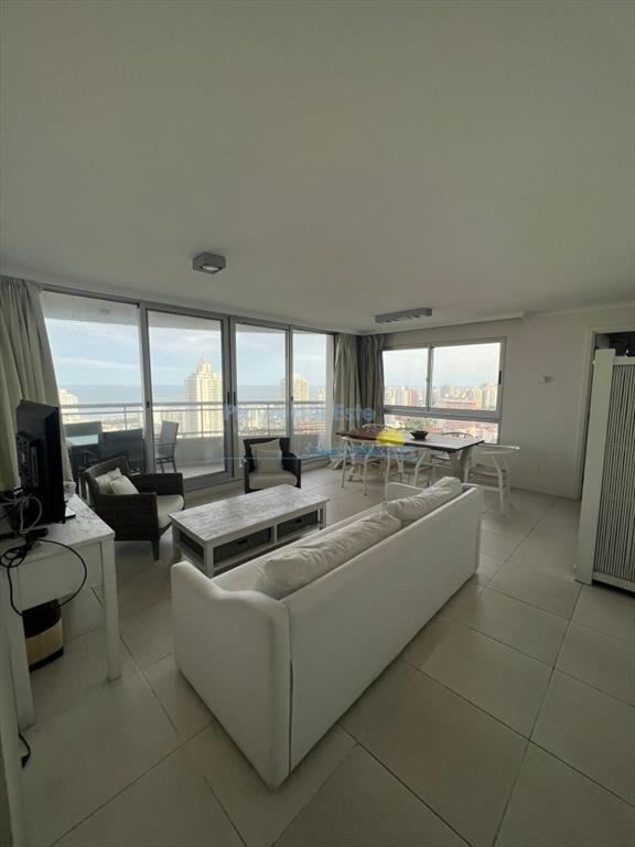 Apartamento de 2 dormitorios en Roosevelt - Punta