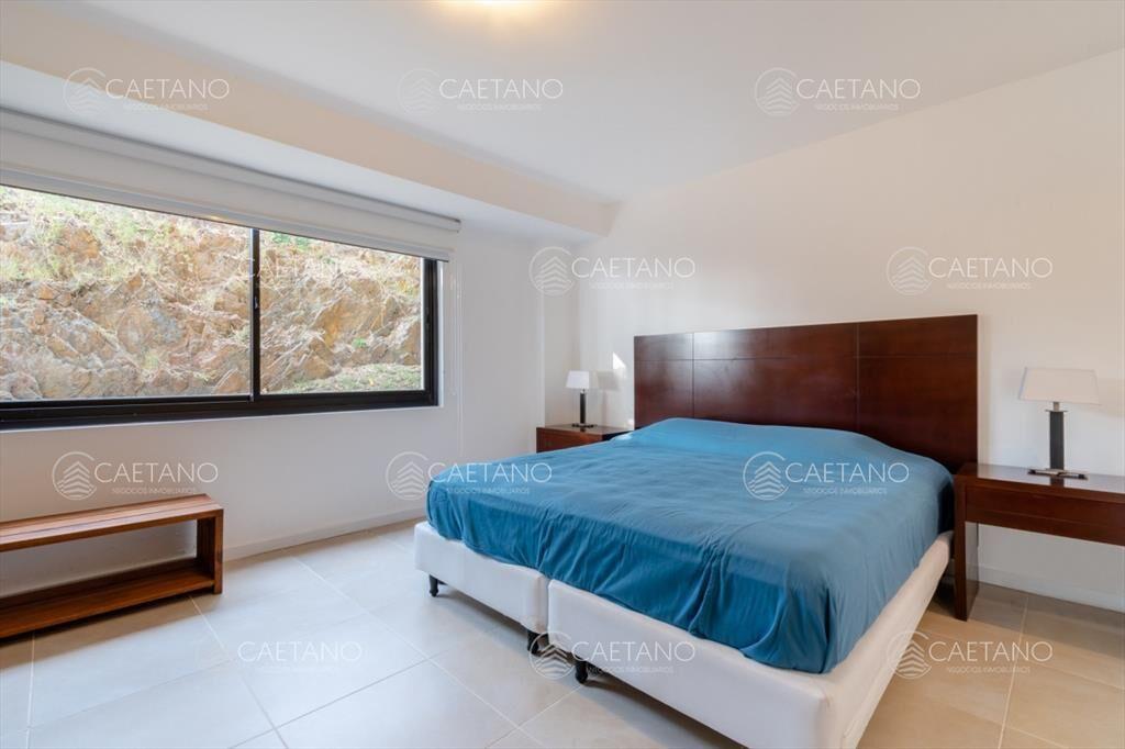 Alquiler temporario y venta de gran apartamento en la Loma