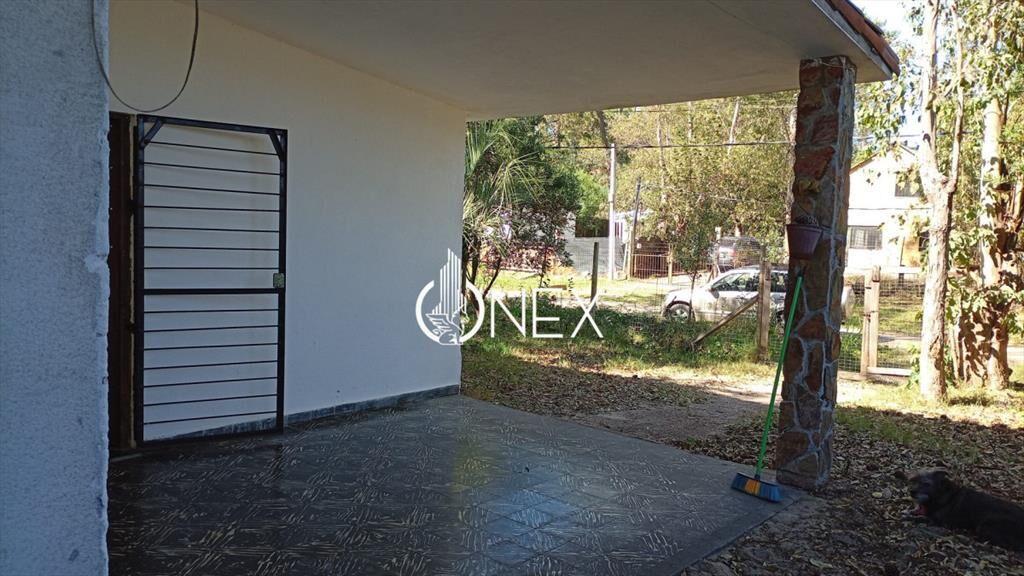 Se vende casa en Parque del Plata norte.