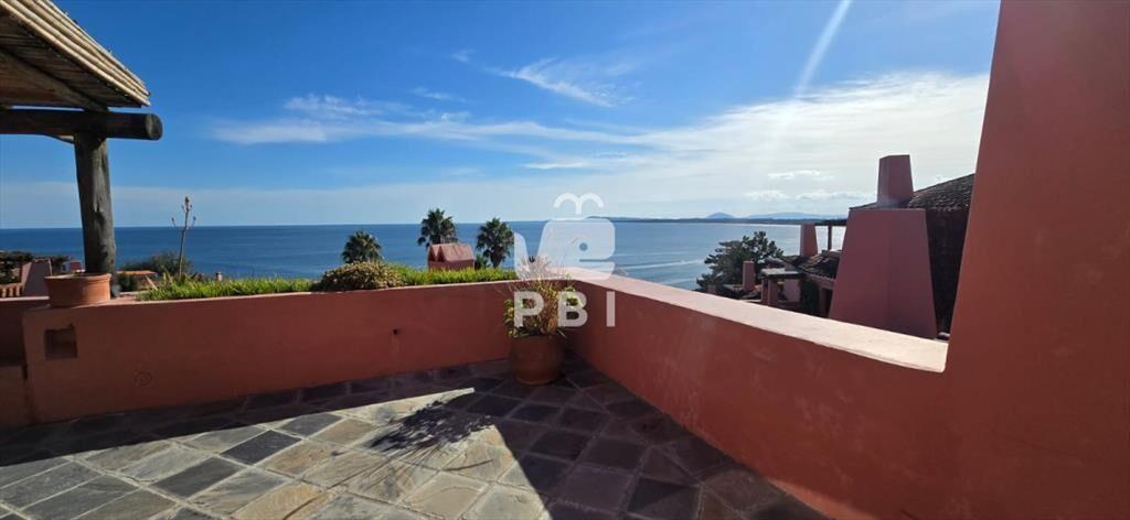 Apartamento en venta en Punta Ballena con vista -