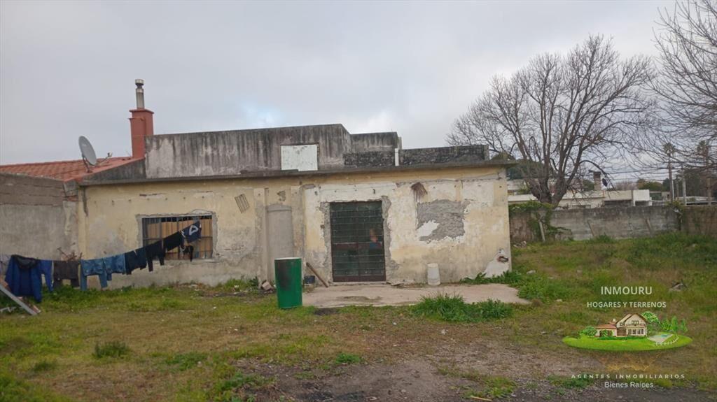 VENTA de casa de 3 dormitorios en LAS ACACIAS