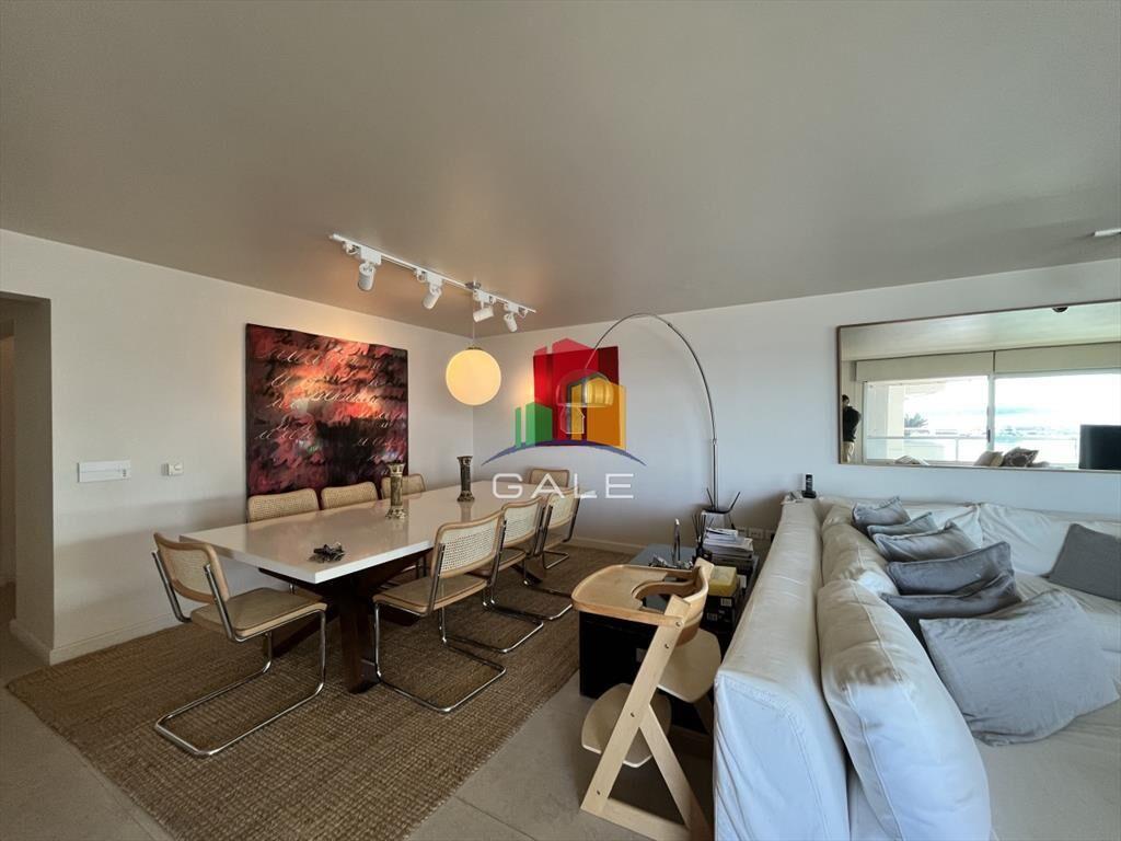 Hermoso Y Amplio Apartamento en Punta Del Este