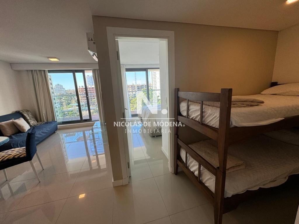 Apto 1 dorm, + plus y balcón