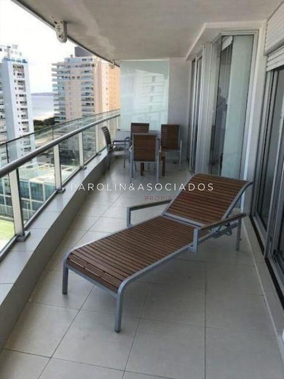Apartamento en venta de 2 dormitorios en Season