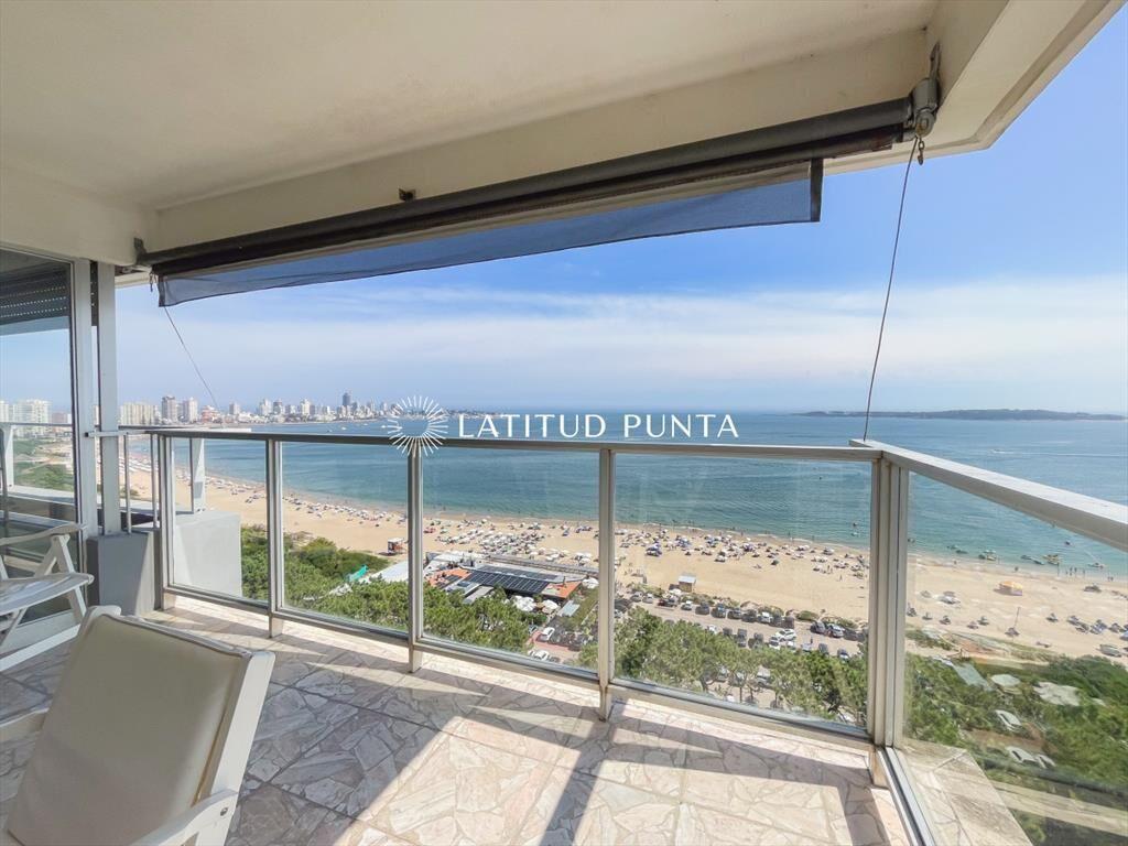 Apartamento en Mansa, 3 dormitorios más
