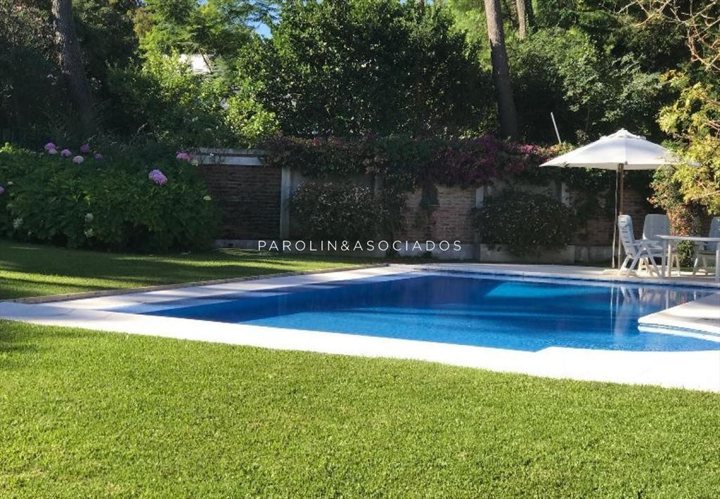 Hermosa casa en venta en Rincón del Indio, Punta