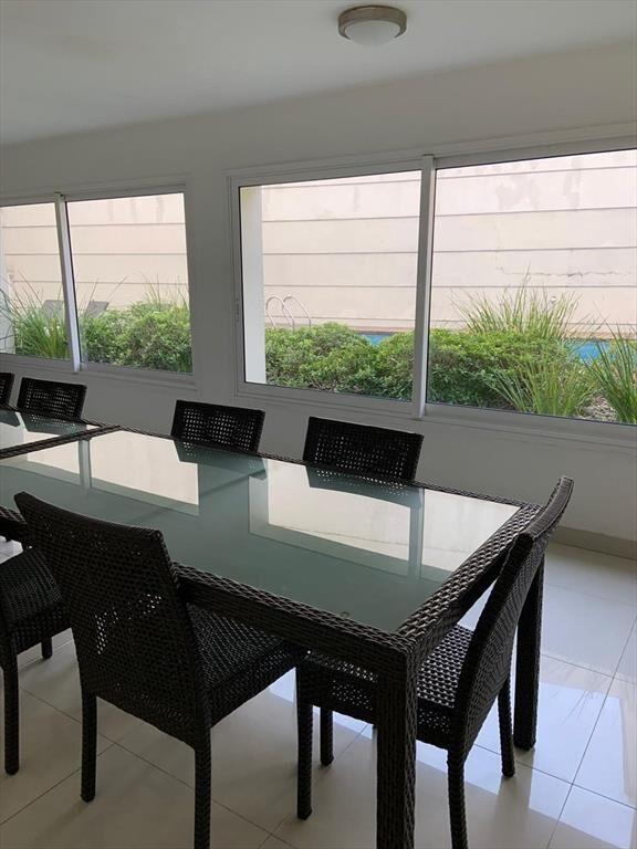 Vende Apartamento Parque Batlle 1 d Patio garage