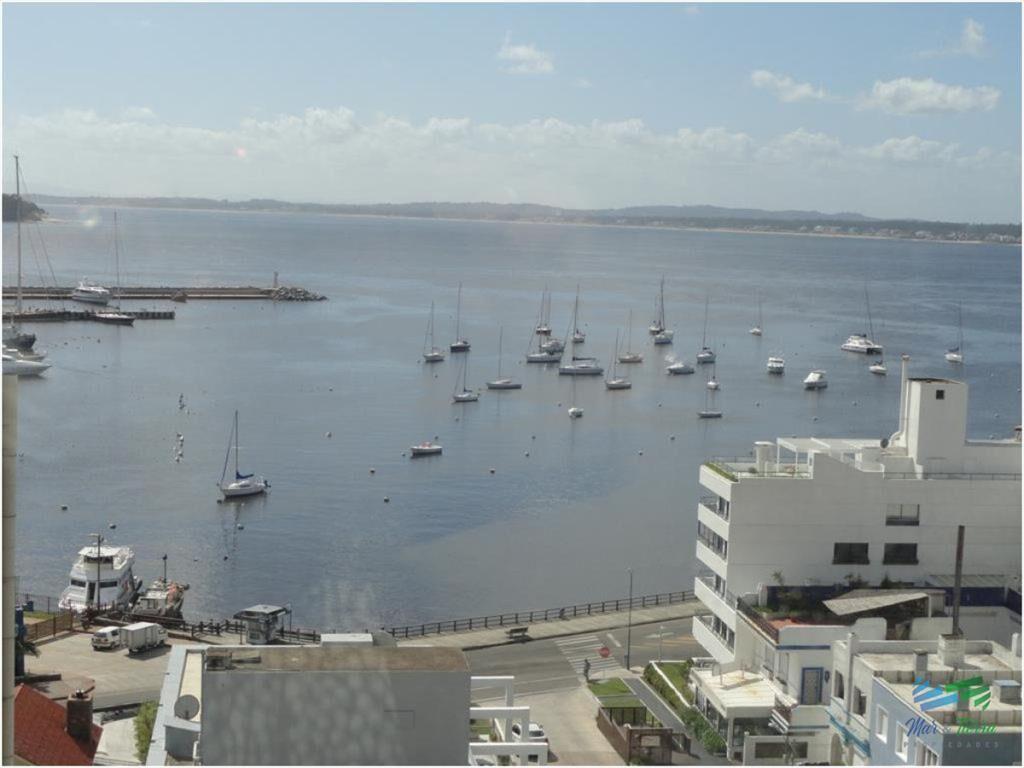 Apartamento en Peninsula, 2 dormitorios *