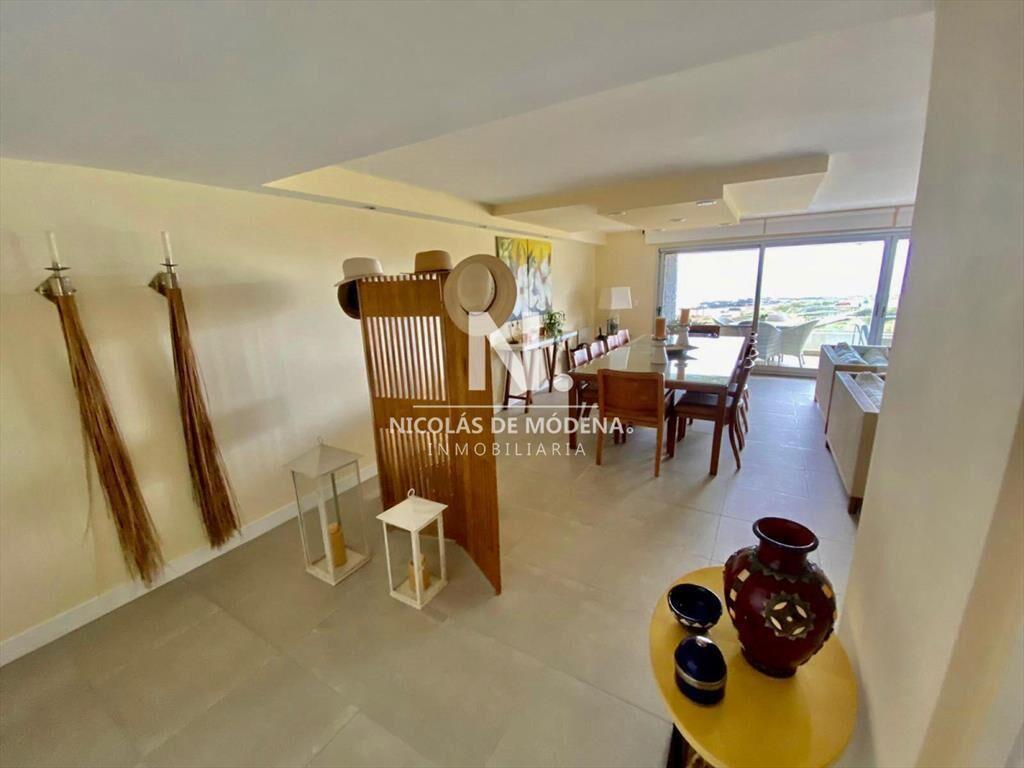 Penthouse en Venta de 3 dormitorios en Edificio ,