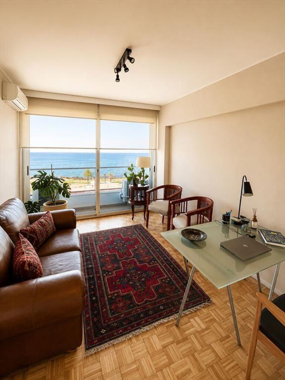 APARTAMENTO EXCELENTE ESTADO SOBRE RAMBLA