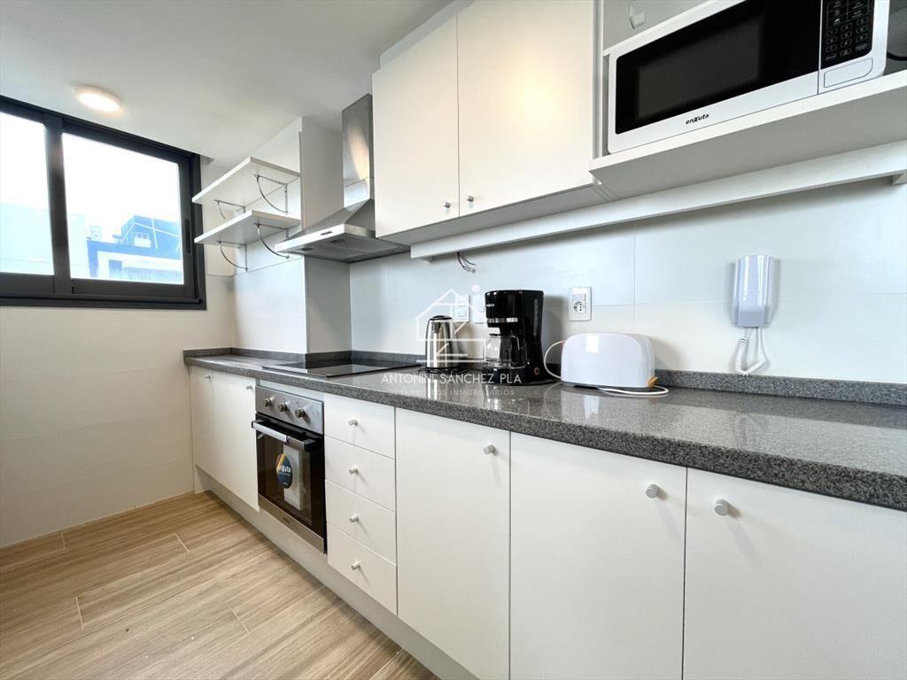 Moderno Apartamento de 2 Dormitorios en Playa del
