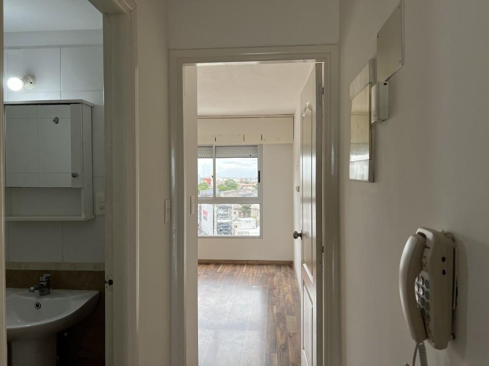 Venta apartamento 1 dorm en Parque Batlle, Av. Italia frente