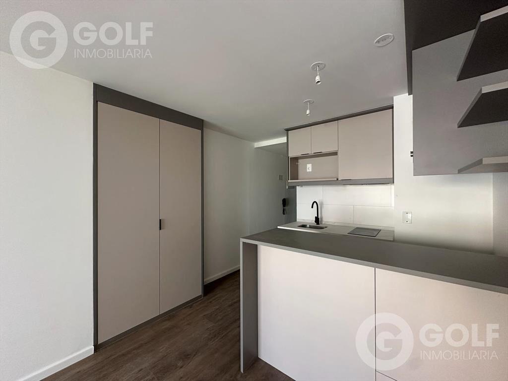 Venta monoambiente con terraza en Punta Carretas