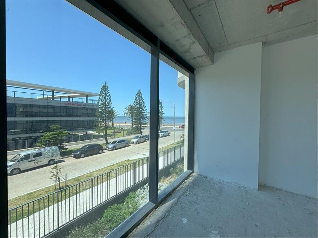 ALQUILER - OFICINAS DE CATEOGORIA - CARRASCO - A ESTRENAR -