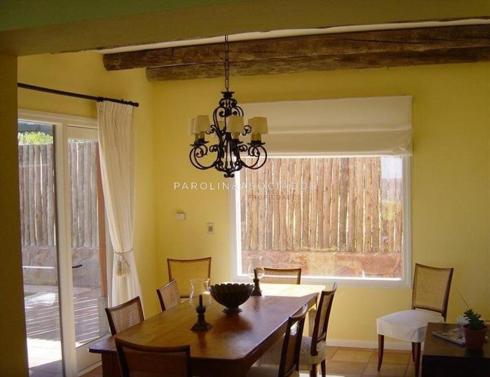 Hermoso chalet con vista al Mar en el Chorro, Manantiales