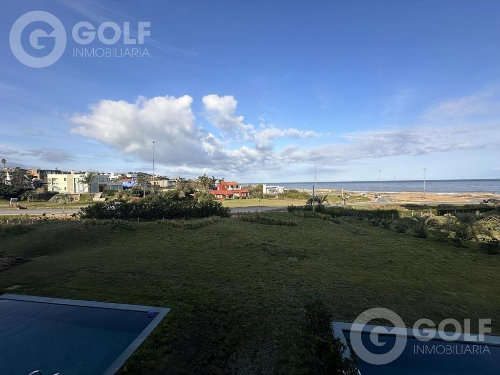 Venta de apartamento de 3 dormitorios en Manantiales
