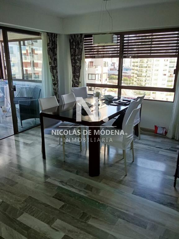 Departamento de 3 dormitorios en venta a pasos