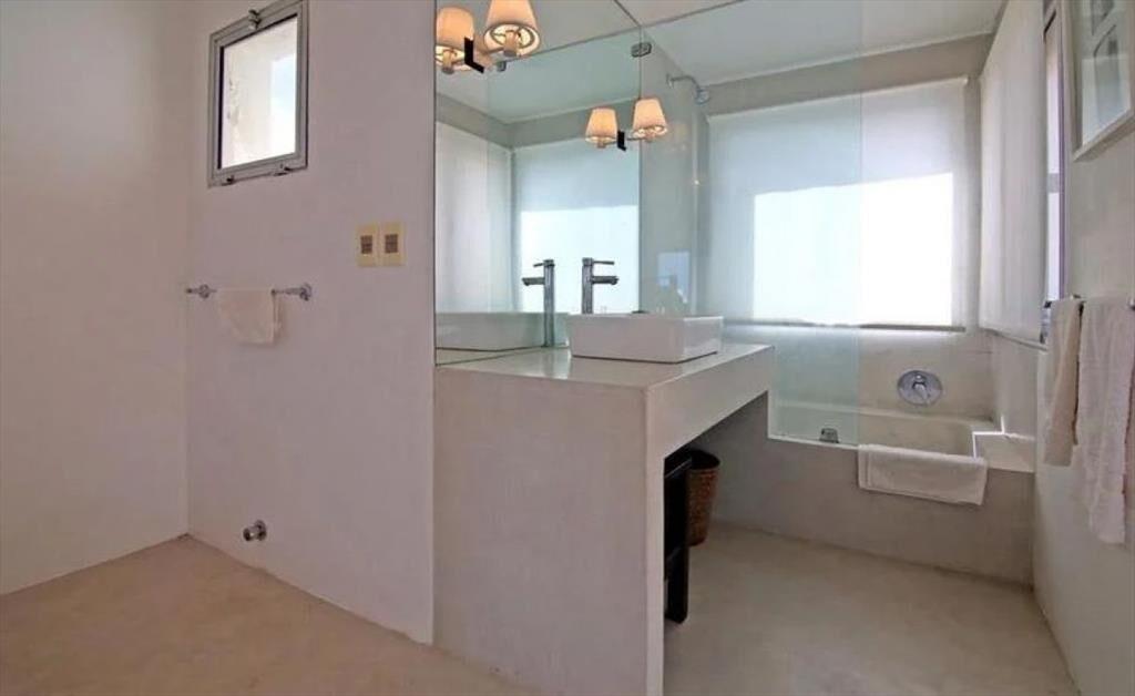 CASA DE 2 DORMITORIOS EN SANTA MÃ?NICA. JOSÃ? IGNACIO