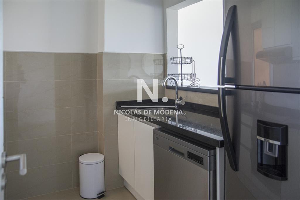 Venta apartamento de 3 dormitorios en Playa Brava