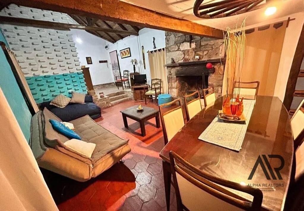 Casa en venta de 3 dormitorios en Villa Serrana