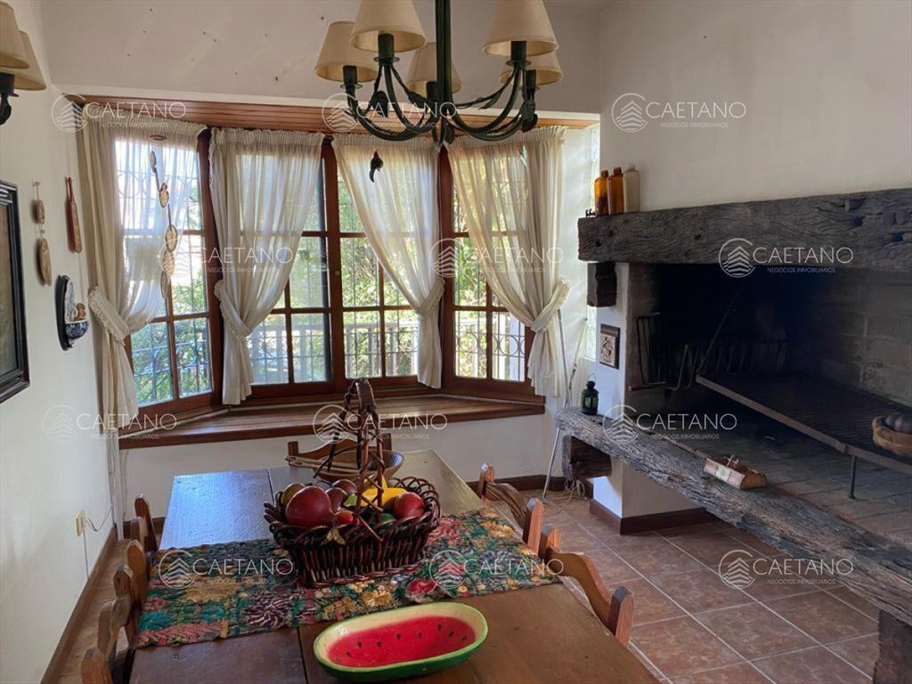 Casa a tres cuadras de la playa mansa, en la parada 25