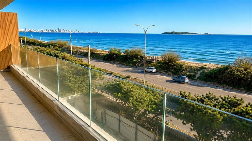 APARTAMENTO EN VENTA 2 DORMITORIOS CON VISTA MAR