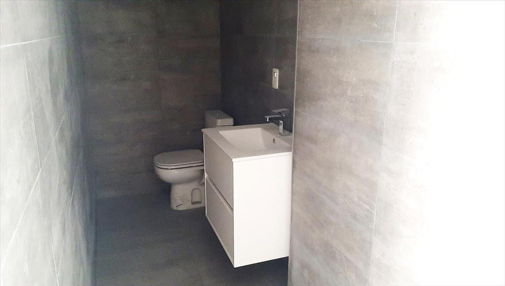 VENTA CON RENTA - Local - Centro - A Estrenar