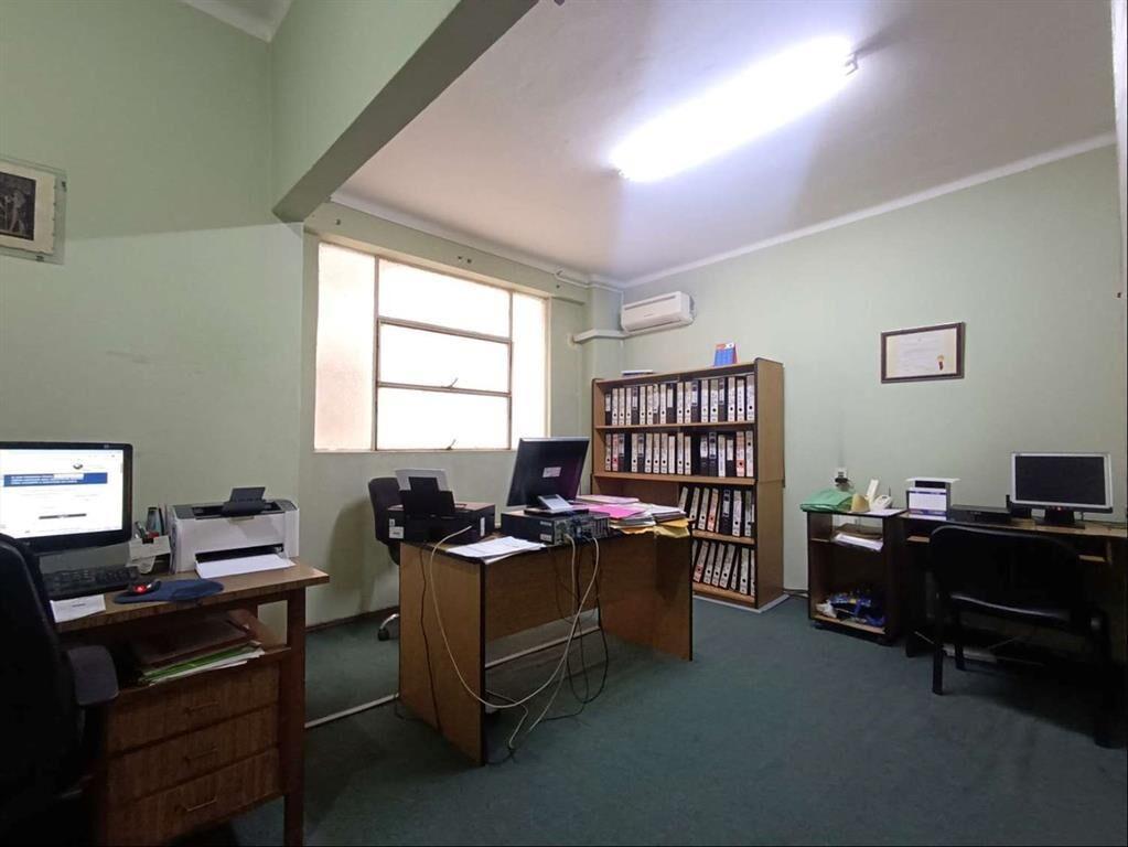 VENTA - OFICINA - CIUDAD VIEJA