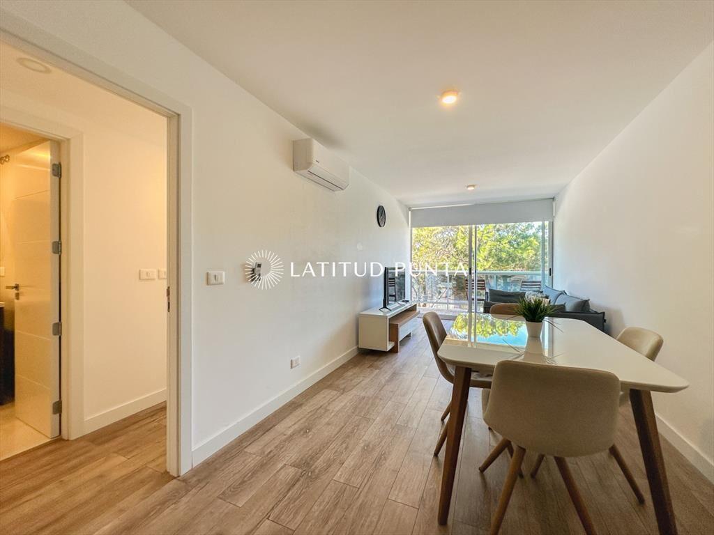 Apartamento en venta con renta anual