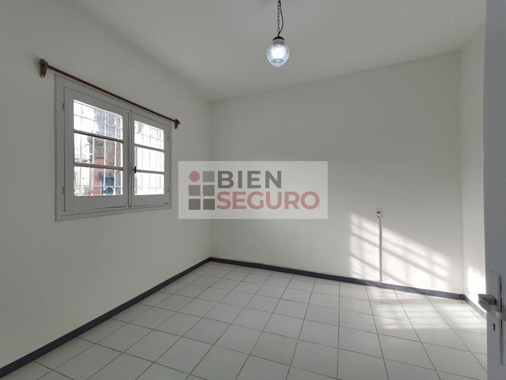 Cómoda casa padrón único con estufa a leña en alquiler en P