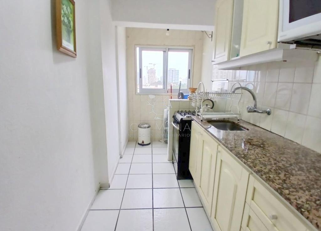 Apartamento 2 dormitorios, 2 baños , Balcón y cochera en