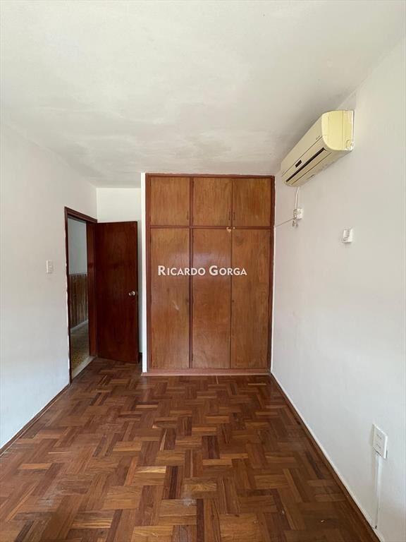 Venta Casa 3 dorm + Apto 1 dorm, cocheras y fondo c/parr...