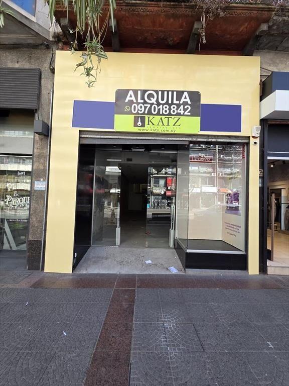 18 de Julio y Convención, 125 m2 , 5 mts de frente !!