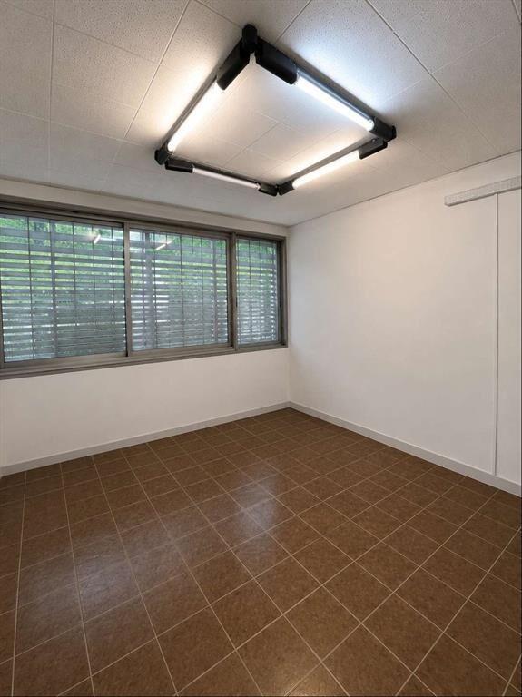 Alquiler Local comercial de 130m2 sobre 18 de julio