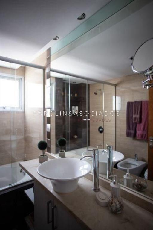 Apartamento en venta de 3 dormitorios en Miami