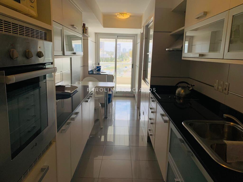 Apartamento en venta de 3 dormitorios en Punta