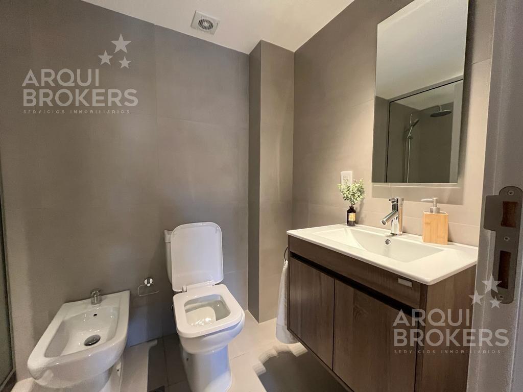 Apartamento monoambiente en alquiler en Pocitos con garaje
