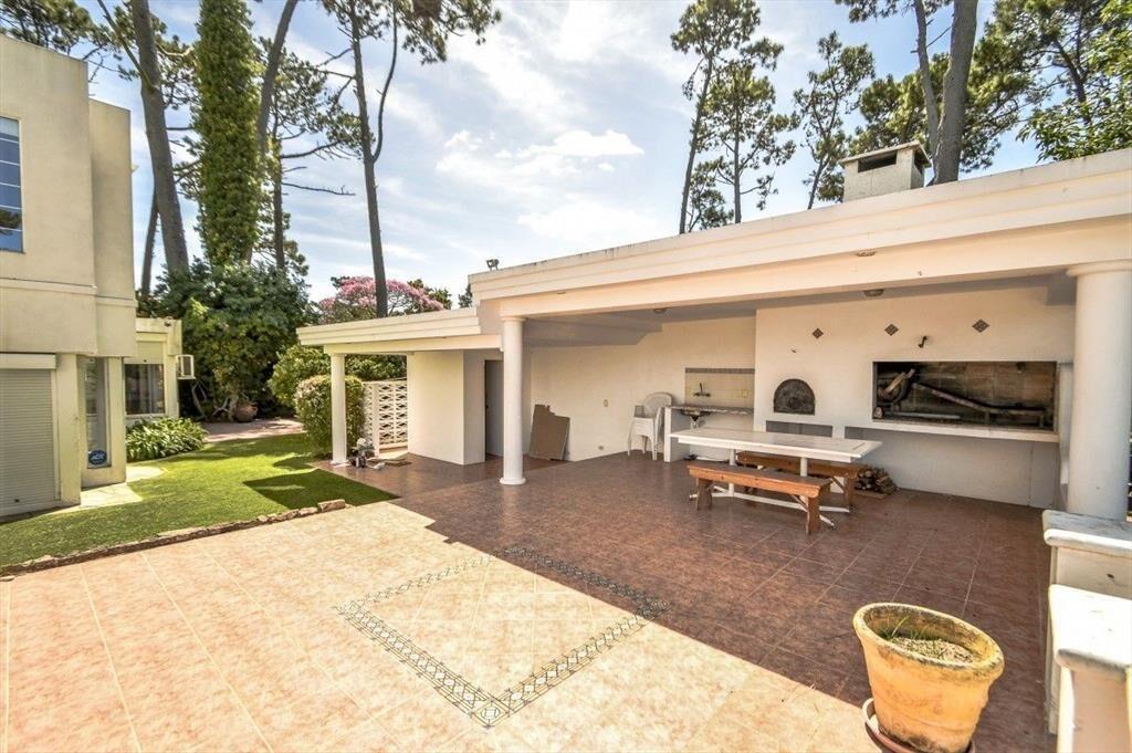 HERMOSA CASA EN ENTORNO SUPER AGRADABLE