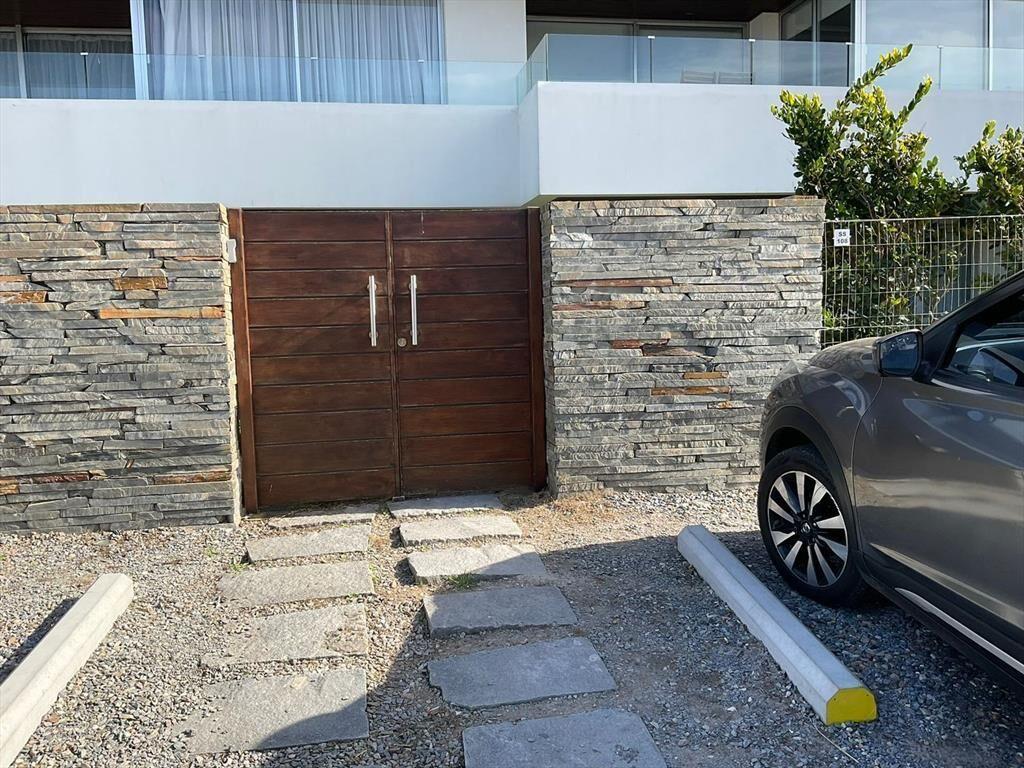 Alquiler Montoya, 2 suites y media, piscina mucama