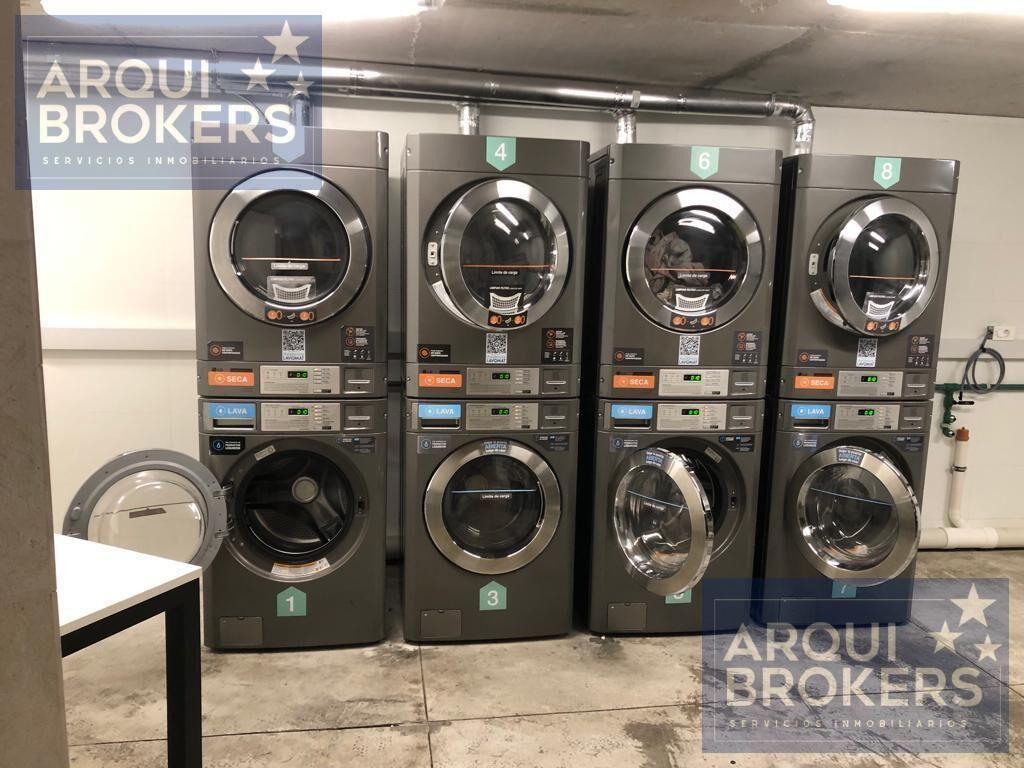 Apartamento de 2 dormitorios en venta con renta en Malvín