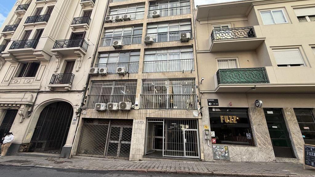 Oficina en Venta Piso entero en Ciudad Vieja