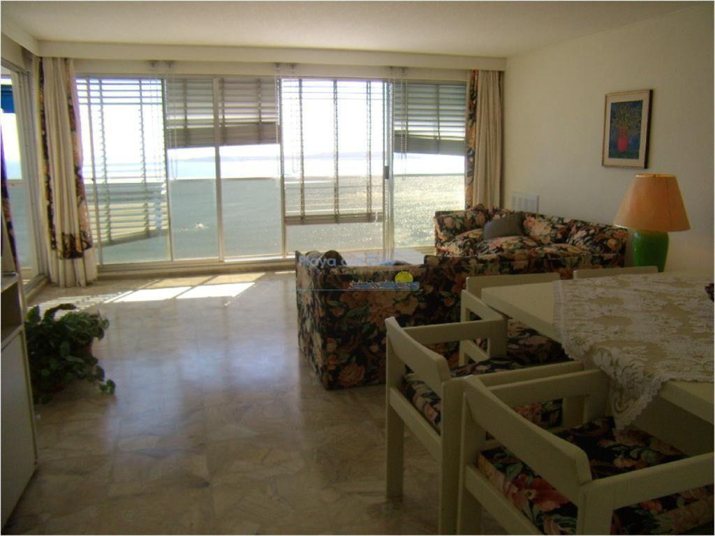Apartamento en Venta de 3 dormitorios en Punta ,
