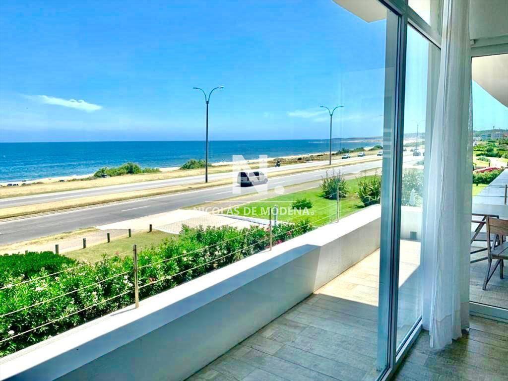 Excepcional casa FRENTE AL MAR, 5 Suites, Arq.