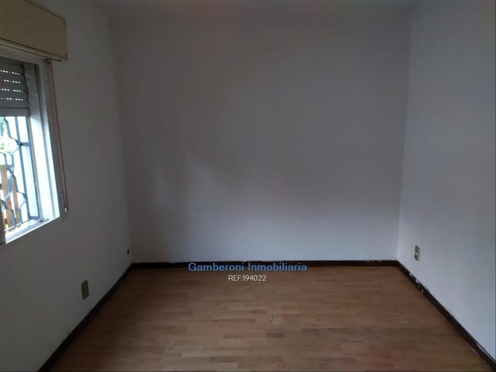Venta de 3 casas en Colón. Con renta.