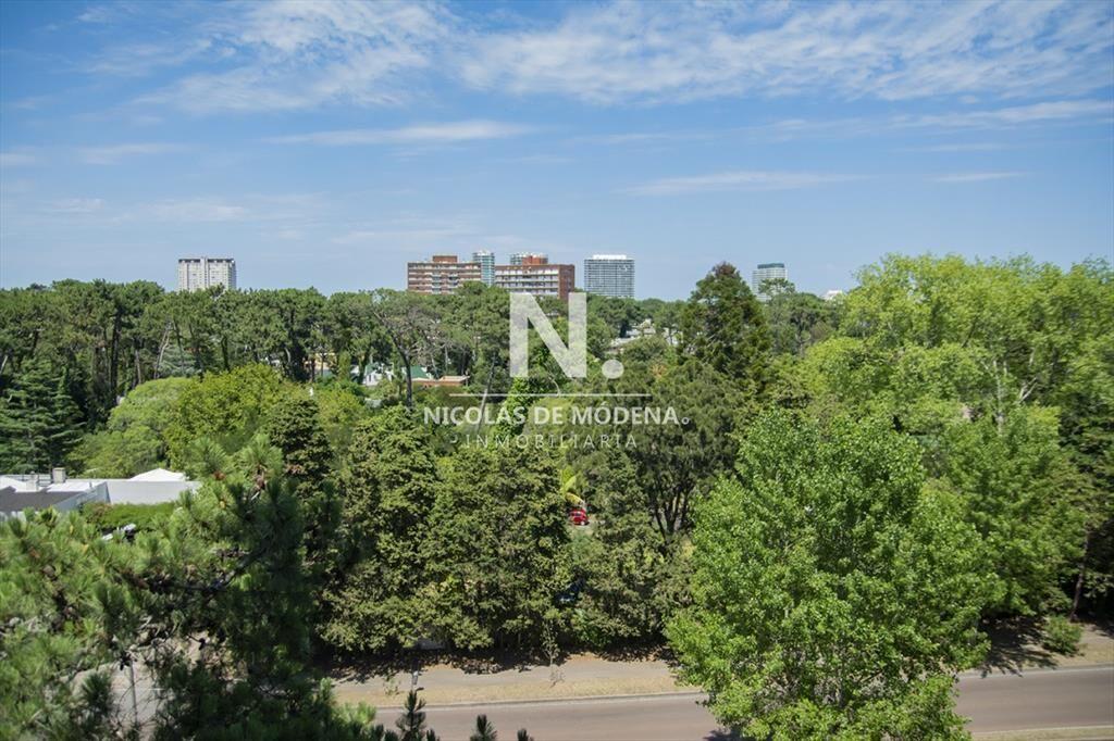 Se vende apto de 2 dormitorios en Roosevelt, del