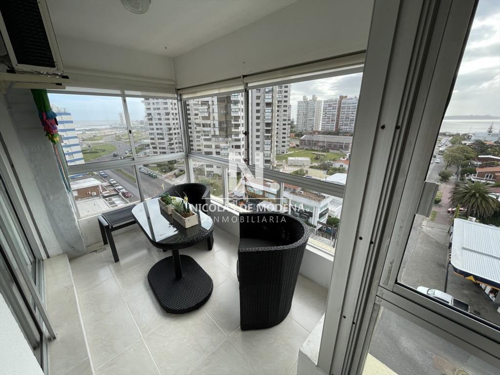En venta 3 dormitorios con vista a la isla y los dedos. Pun